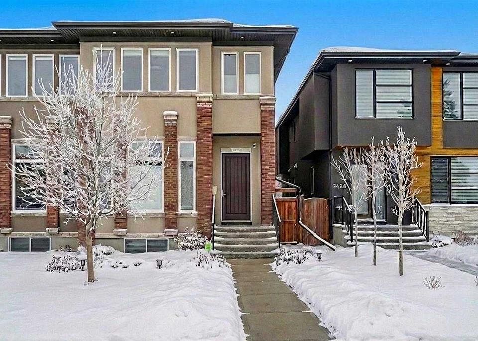 1st image of 2432 W 32nd St SW