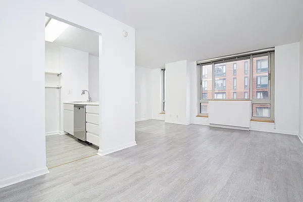 Sold by Compass | media 16