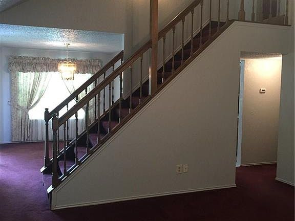 4th image of 2711 Game Lake Ct