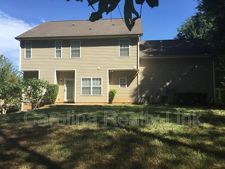 7228 Handon Ln — Photo 14