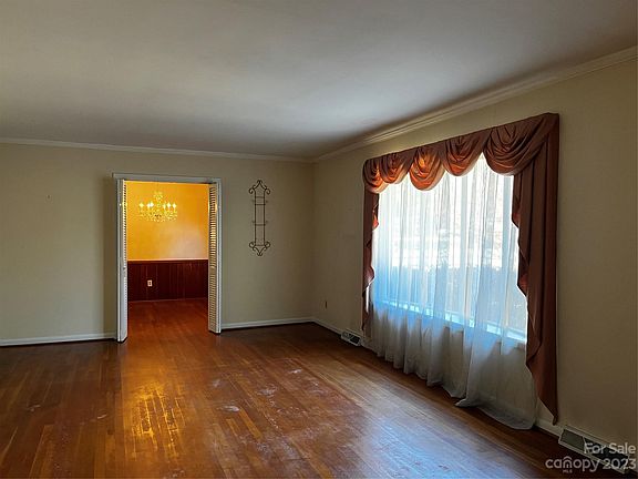 5th image of 3101 Imperial Dr