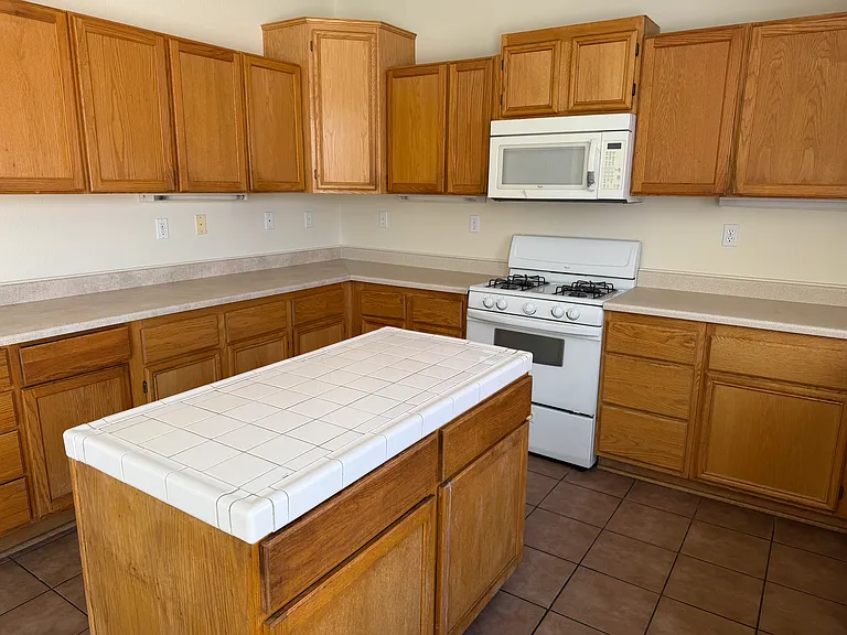12445 Freeport Dr — Photo 8
