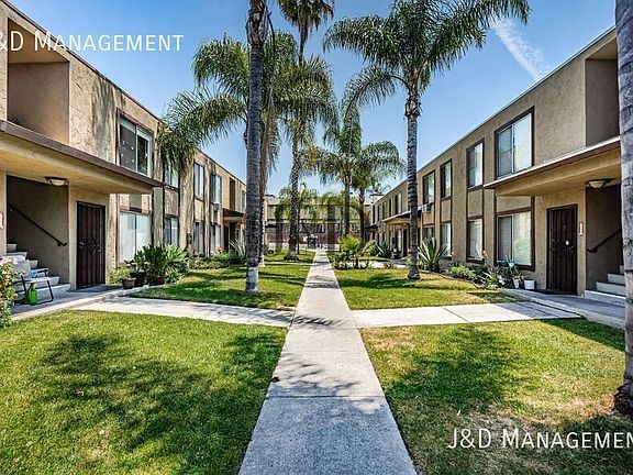 4th image of 909 S Sunshine Ave S #11