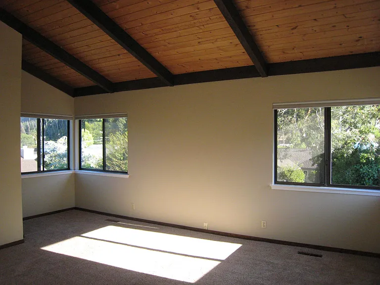 63 Robinhood Dr — Photo 13