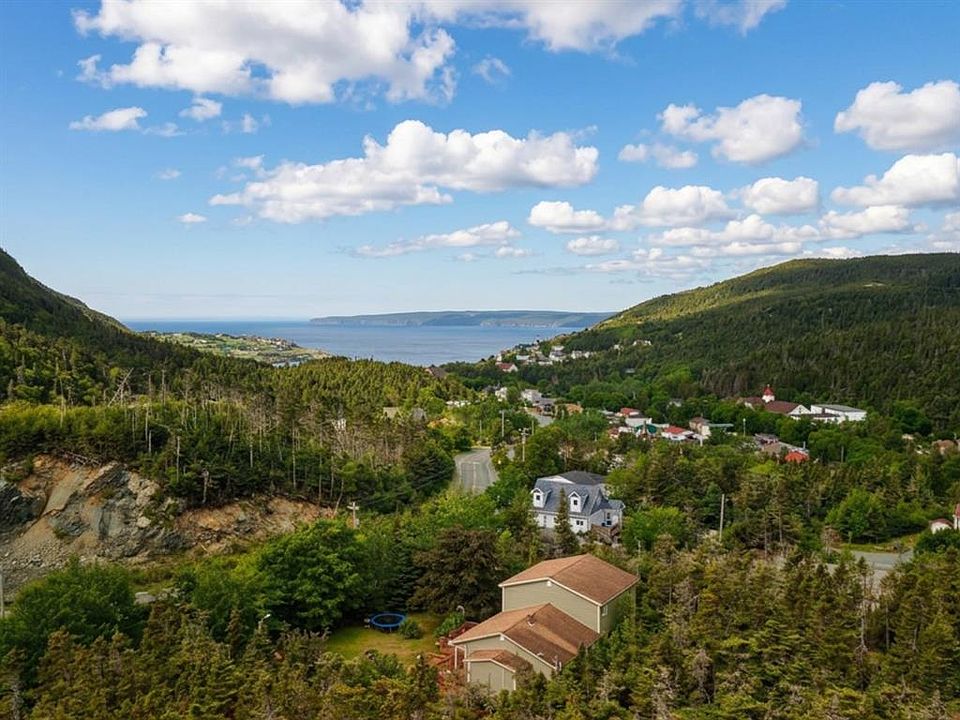1st image of 1784 Portugal Cove Road