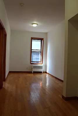 Rented by The Dermot Realty Management Company | media 31