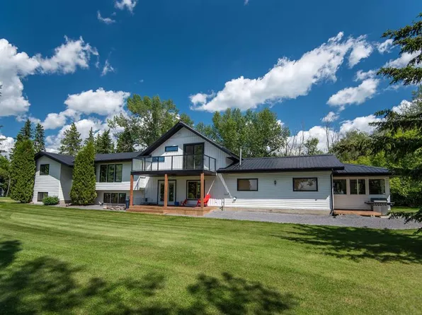 37301 W Range Road 264, Red Deer County, AB T4E 1J6
