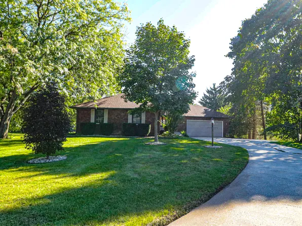 2408 W Pepperidge Ct, La Porte, IN 46350
