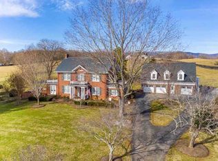 4190 S Lee Hwy, Natural Bridge, VA 24578