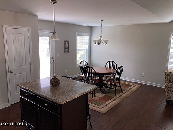 5th image of 1112 Ellery Dr