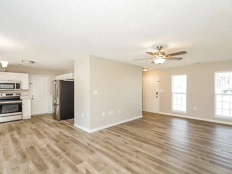 4529 Capstone Dr — Photo 5
