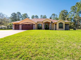 10076 Whisper Ridge Trl, Weeki Wachee, FL 34613