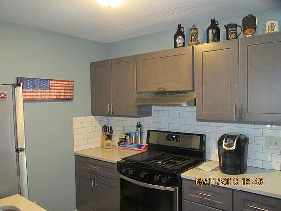 2nd image of 5033 Singleton Dr