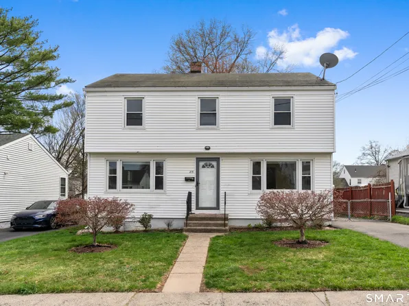 215 Goodrich Street, Hartford, CT 06114