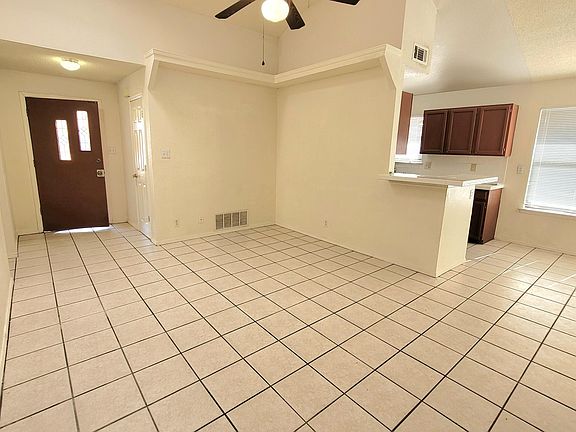 4th image of 1109 Desierto Seco Dr