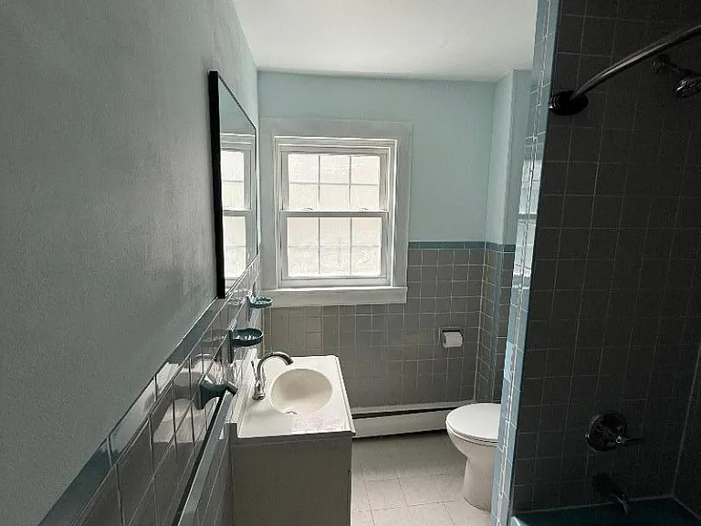 112 Stiles St — Photo 7