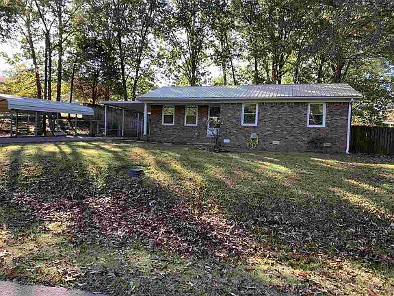 2nd image of 419 Regina Dr