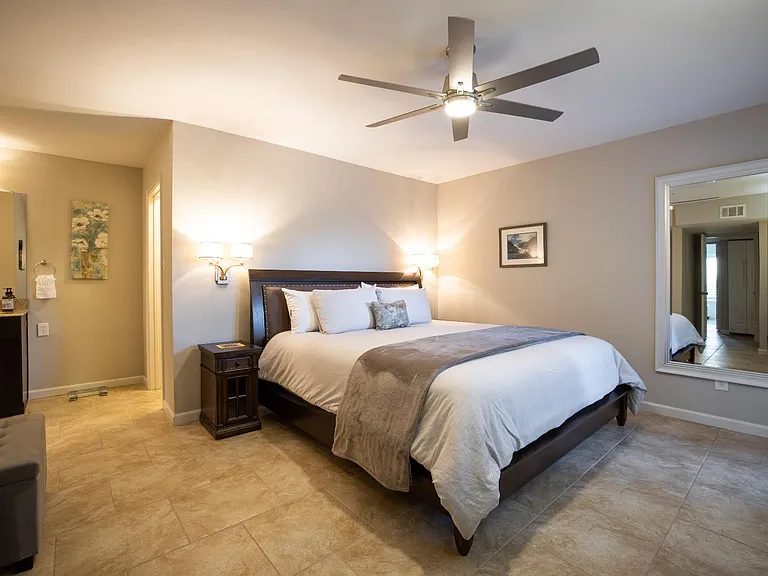 4950 N Miller Rd #133 — Photo 9