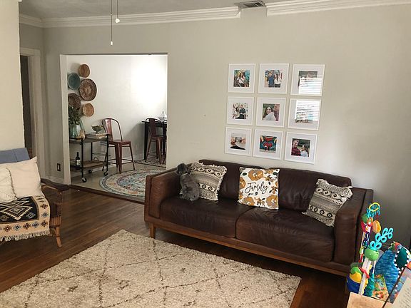 2nd image of 1812 Stanford St #2