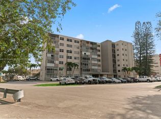 16450 Miami Dr APT 602, North Miami Beach, FL 33162