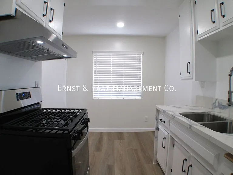 2223 E Spaulding St #7 — Photo 11