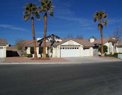 Check out my listing for additional photos