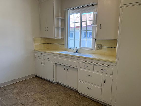 5th image of 7020 Seville Ave #D