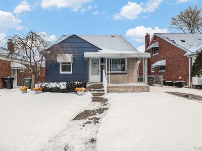 15562 Warwick Ave, Allen Park, MI, 48101