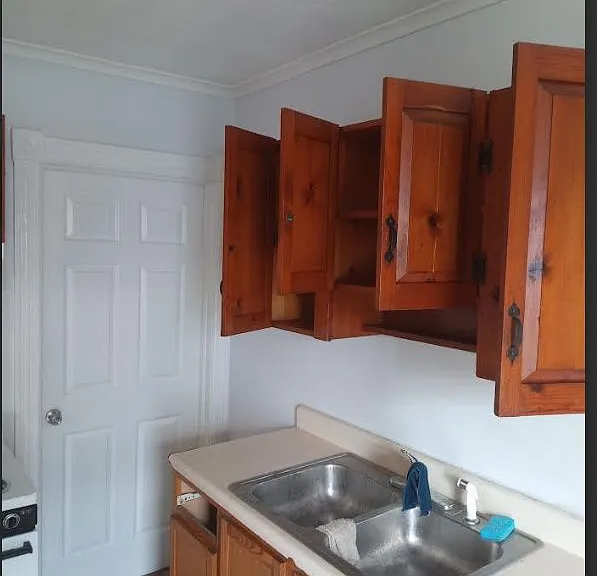 18 Lion Ave #B — Photo 4