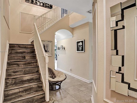 5th image of 4714 S Prive Cir #4714
