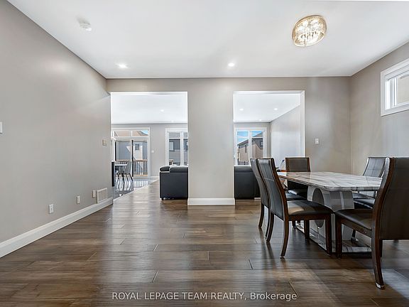5th image of 348 Abbeydale Cir