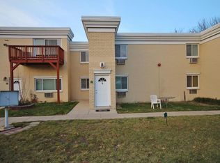 12 Lake Ave APT 2B, East Brunswick, NJ 08816