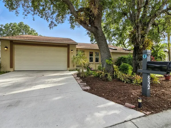 832 Harrowood Ct, Sarasota, FL 34232