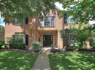 111 Plum Cir, Lake Jackson, TX 77566