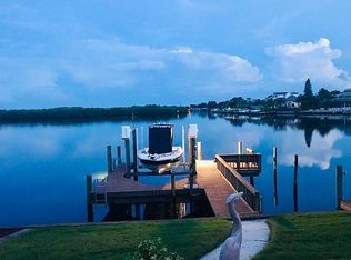 6607 Seabird Way, Apollo Beach, FL 33572