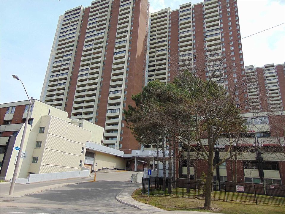 2nd image of 1 Massey Sq #1802