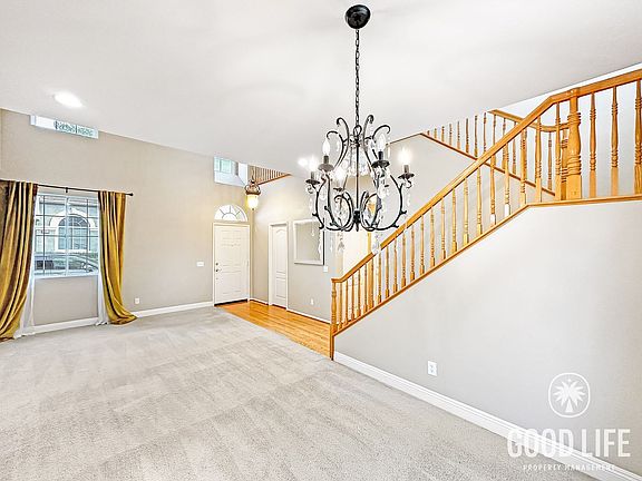 4th image of 82 Melrose Dr