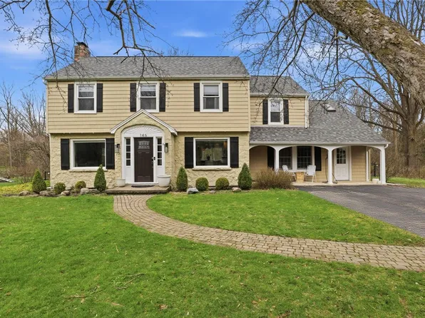 146 E Brook Rd, Pittsford, NY 14534