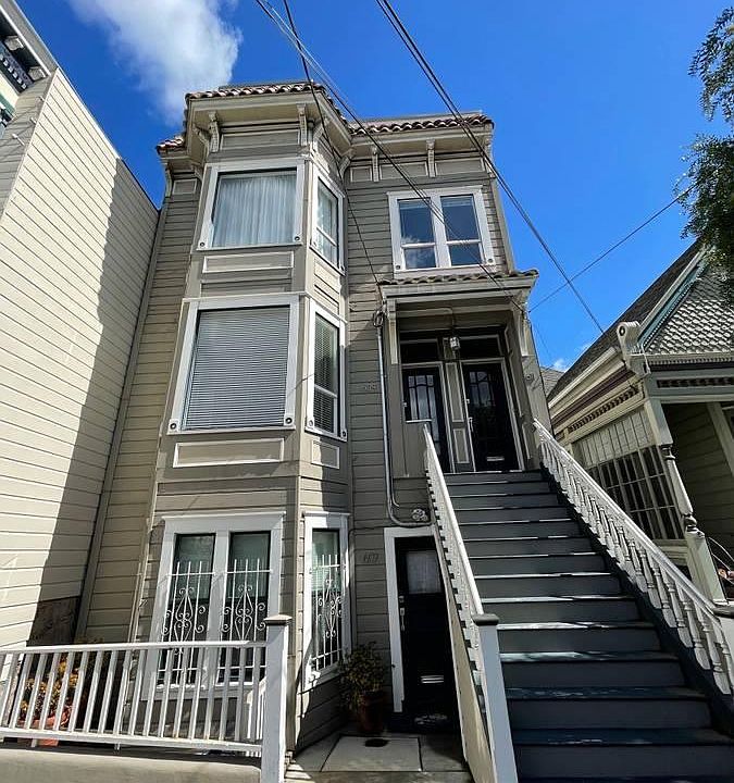 1st image of 607 Diamond Ave