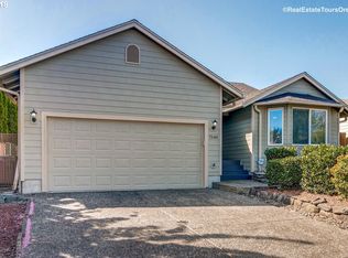 7548 SE Hacienda St, Hillsboro, OR 97123
