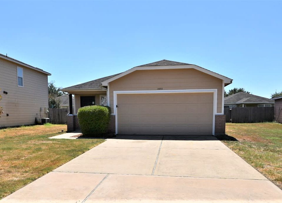 1st image of 10810 Creek Mist Dr