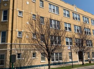 3553 N Kedvale Ave APT 3, Chicago, IL 60641
