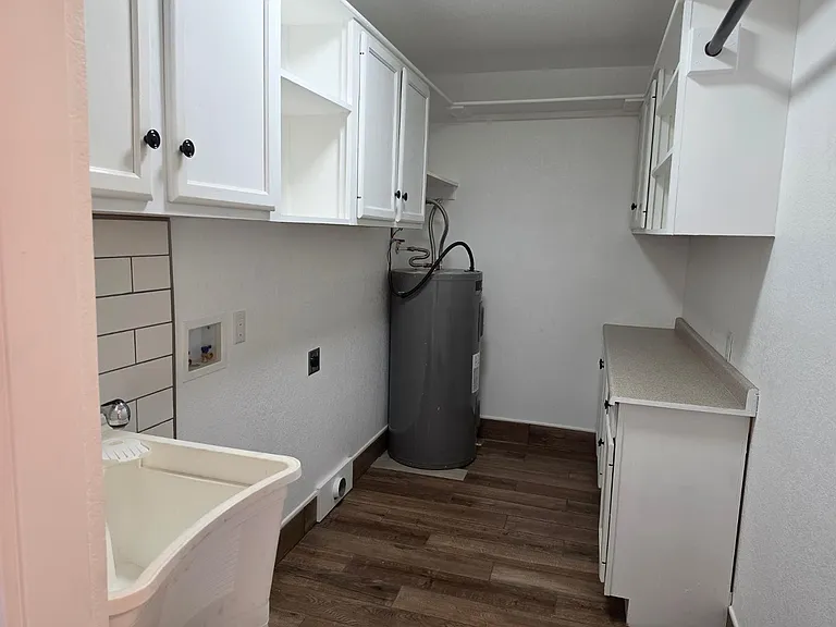 1731 E Redfield Rd — Photo 33