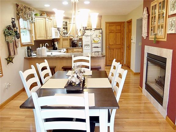 5th image of 10097 Stella De Oro Dr