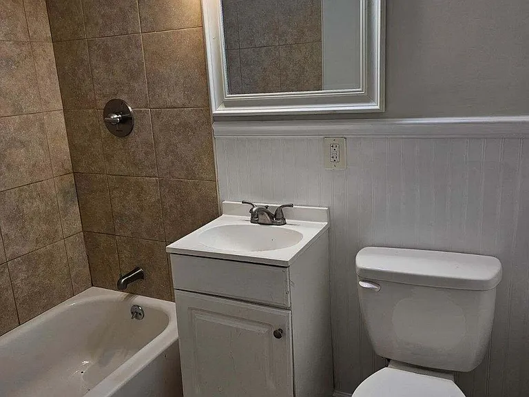 1507 Aldrich St NE — Photo 4