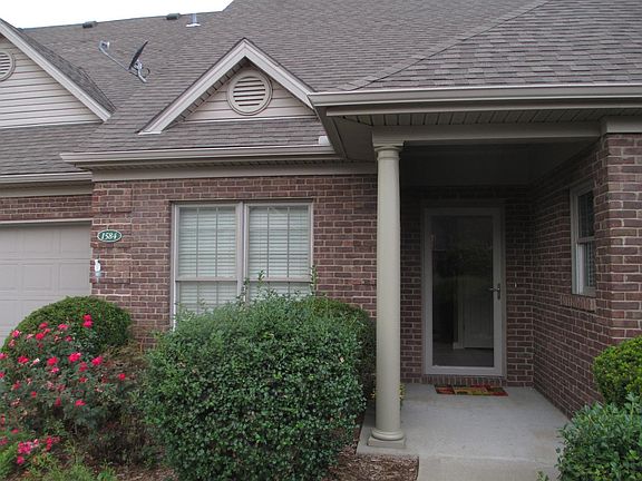 3rd image of 1584 Pine Needles Ln