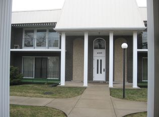 4120 W 99th St APT A, Oak Lawn, IL 60453