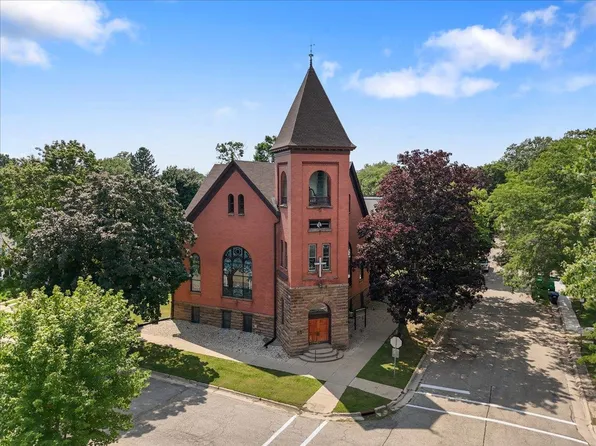 101 W Church Street, Evansville, WI 53536