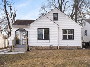 1421 E 77th St, Kansas City, MO 64131