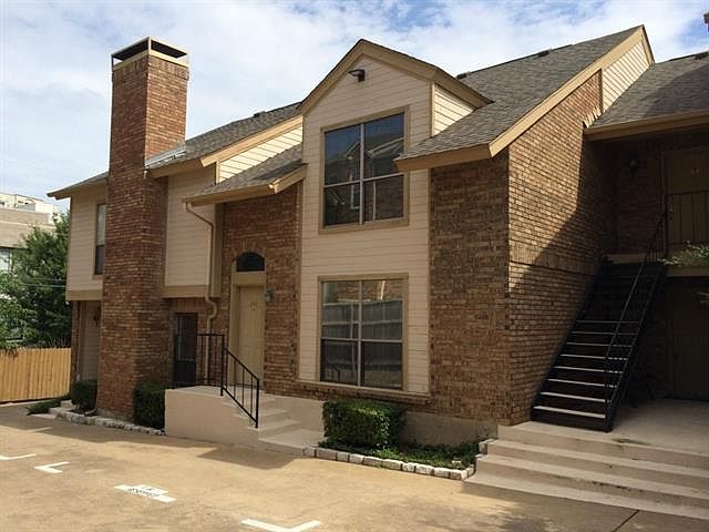 1st image of 3215 Cole Ave #106